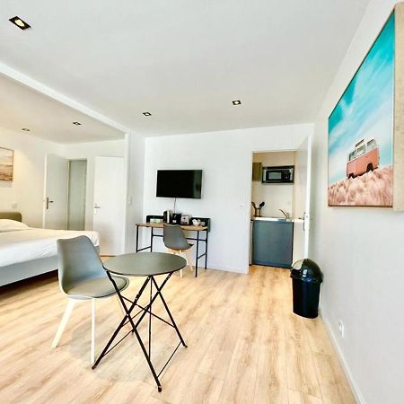 Residence Duguay - Centre Ville - Porte B - Appartements Tout Confort - Neuf - Nouveau Lorient Buitenkant foto