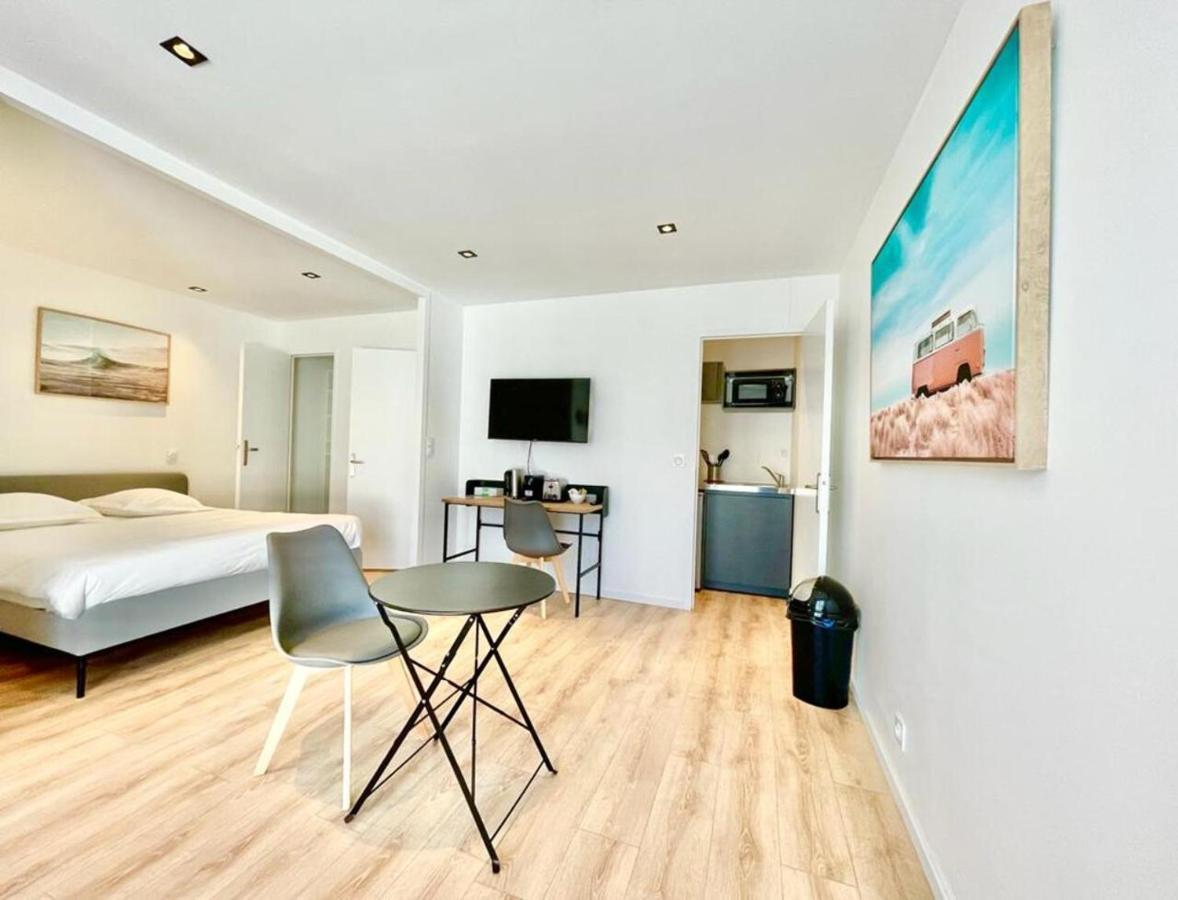 Residence Duguay - Centre Ville - Porte B - Appartements Tout Confort - Neuf - Nouveau Lorient Buitenkant foto