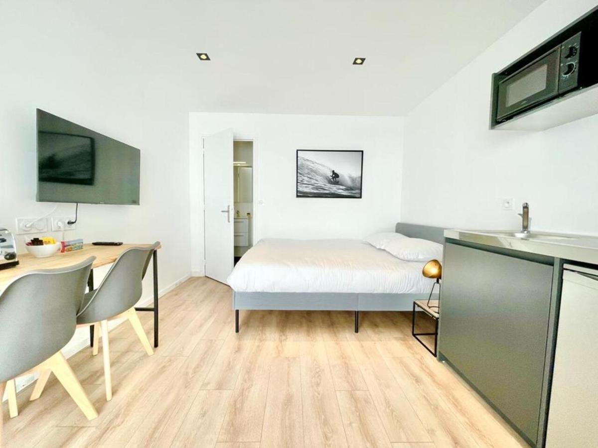Residence Duguay - Centre Ville - Porte B - Appartements Tout Confort - Neuf - Nouveau Lorient Buitenkant foto