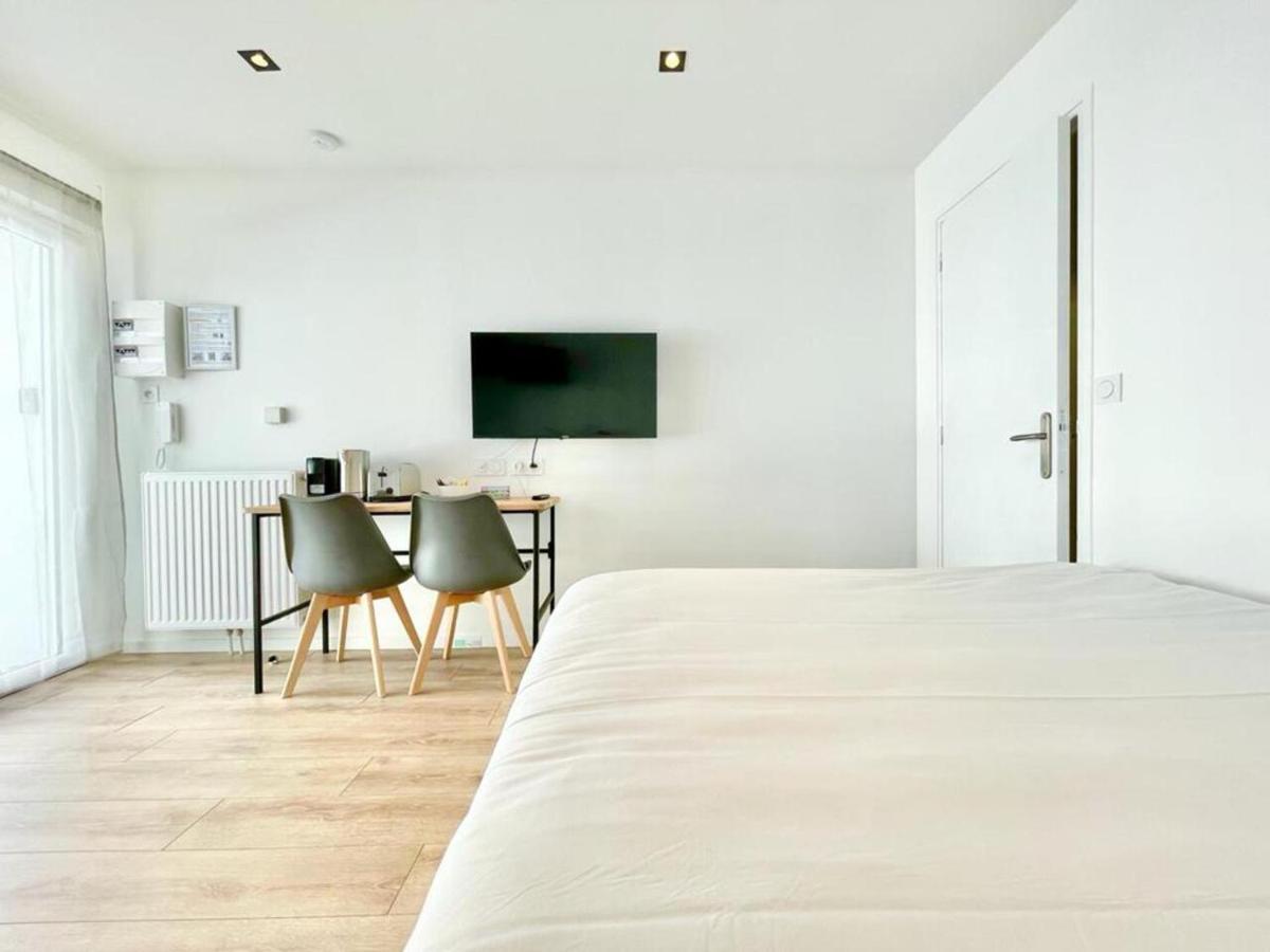 Residence Duguay - Centre Ville - Porte B - Appartements Tout Confort - Neuf - Nouveau Lorient Buitenkant foto